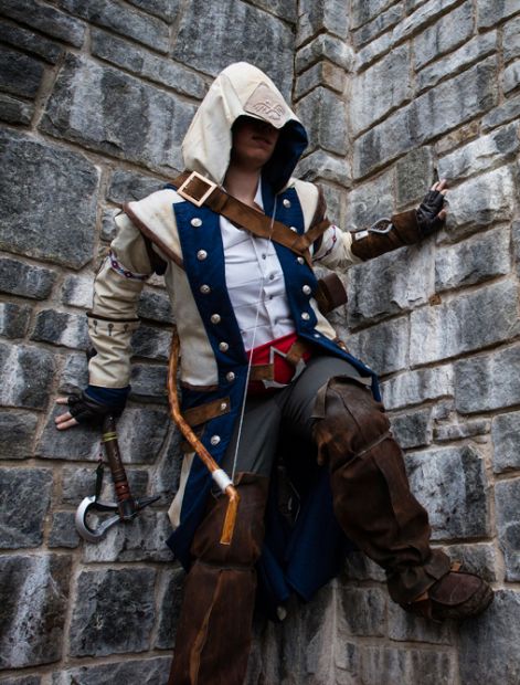 assassins-creed-3-cosplay.jpg